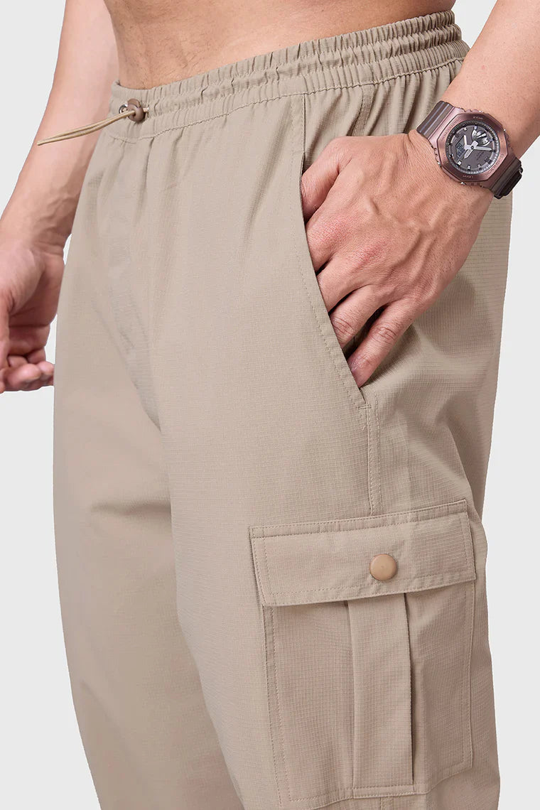 Off Duty Cargo Set